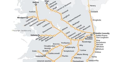 電車移動アイルランドの地図