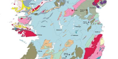 地図を地質図のアイルランド